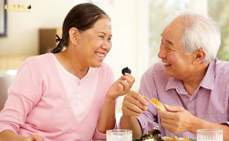 Allicin có tác dụng gì? Bổ sung Allicin bằng cách nào? 6 Trong tỏi đen chứa nhiều Allicin tốt cho sức khỏe