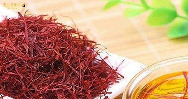 Top 8 món quà biếu Tết đẳng cấp nhất 10 Nhụy hoa nghệ tây - sản phẩm giúp làm đẹp da