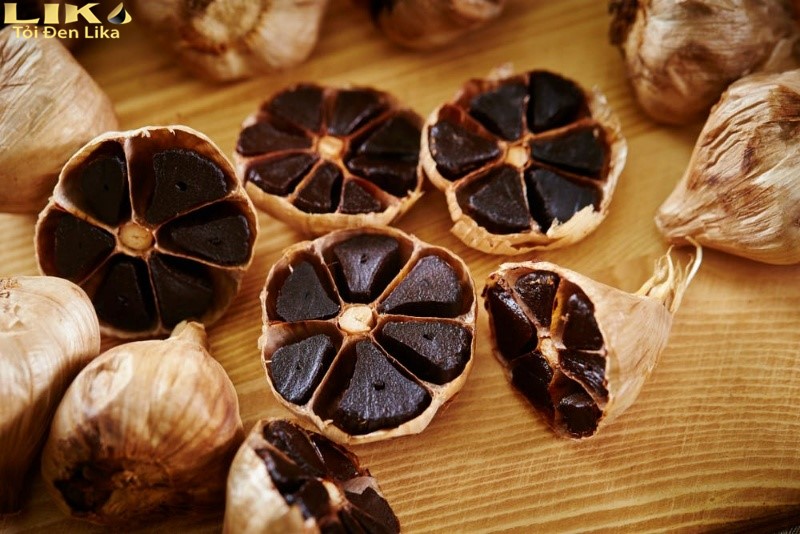 Ăn tỏi đen có giảm cân không? Bật mí cách giảm cân hiệu quả với tỏi đen 4 Tỏi đen giúp ức chế cảm giác thèm ăn, giảm hấp thu calo